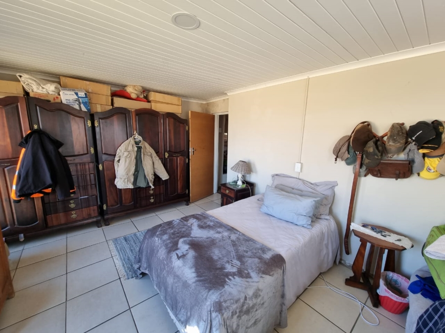 5 Bedroom Property for Sale in Kromkloof North Sh Free State